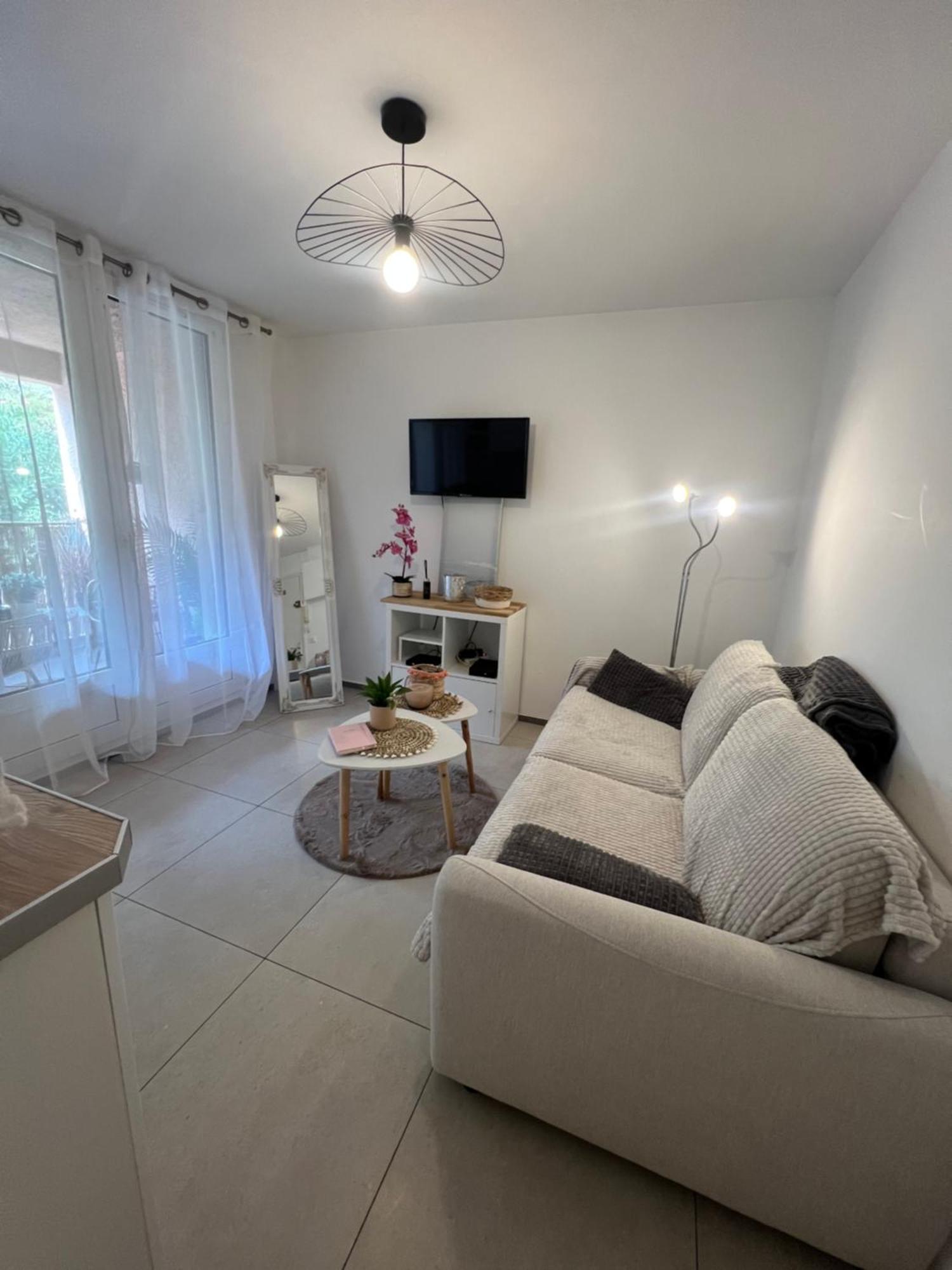 Appartement Pied Dans L'Eau La Seyne-sur-Mer Buitenkant foto